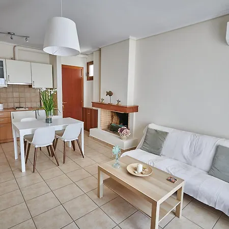 Luxury With Pool Apartment *