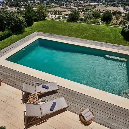 Luxury With Pool
